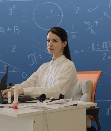 Онлайн курс Репетитор для 5-9 классов Александра Дмитриевна Павлова от Альфа