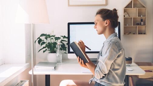 Онлайн курс Основы SMM‑маркетинга от Контур