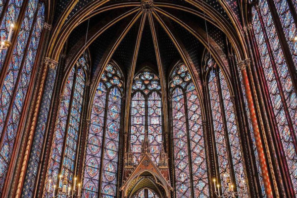 Онлайн курс Архитектура Средних веков: романика и готика от Level One